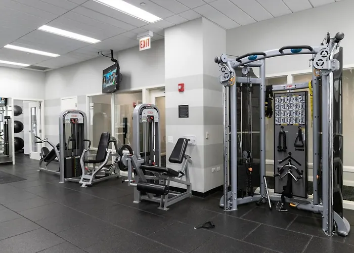 Loop 1br W Gym Pool Lounge 1 Block From L Chi-699 Apartment
