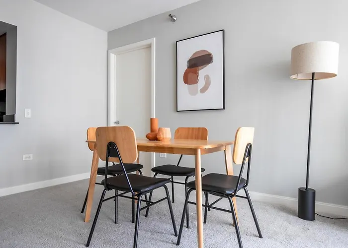 Apartment Loop 1br W Gym Pool Lounge 1 Block From L Chi-699