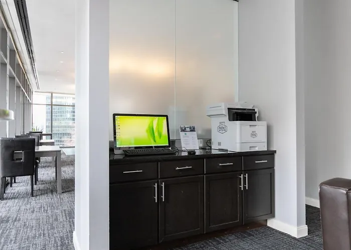 Loop 1br W Gym Pool Lounge 1 Block From L Chi-699 Chicago