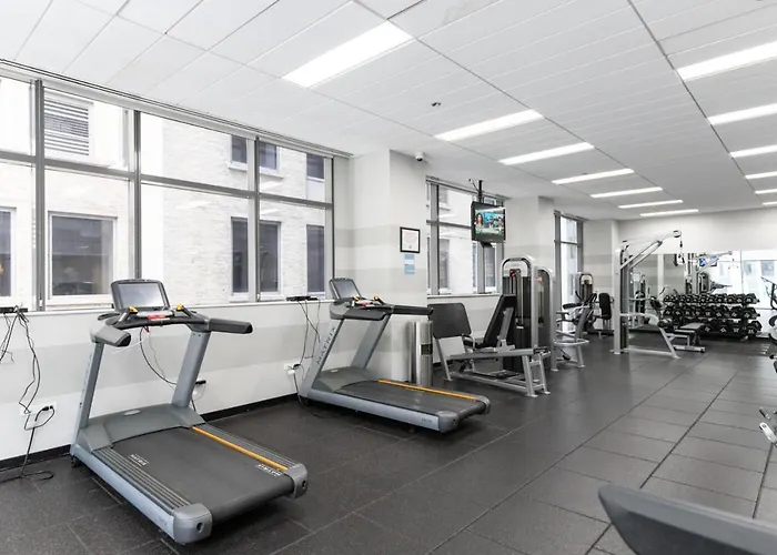 Loop 1br W Gym Pool Lounge 1 Block From L Chi-699 *