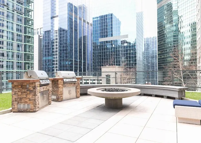 Apartment Loop 1br W Gym Pool Lounge 1 Block From L Chi-699