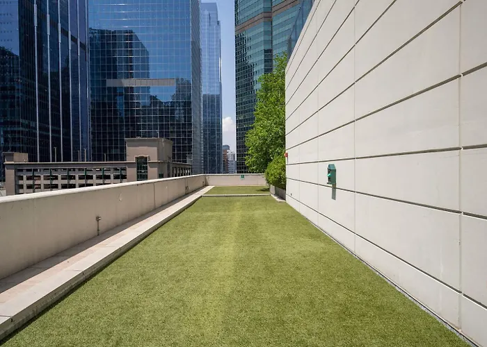 Loop 1br W Gym Pool Lounge 1 Block From L Chi-699 Apartment